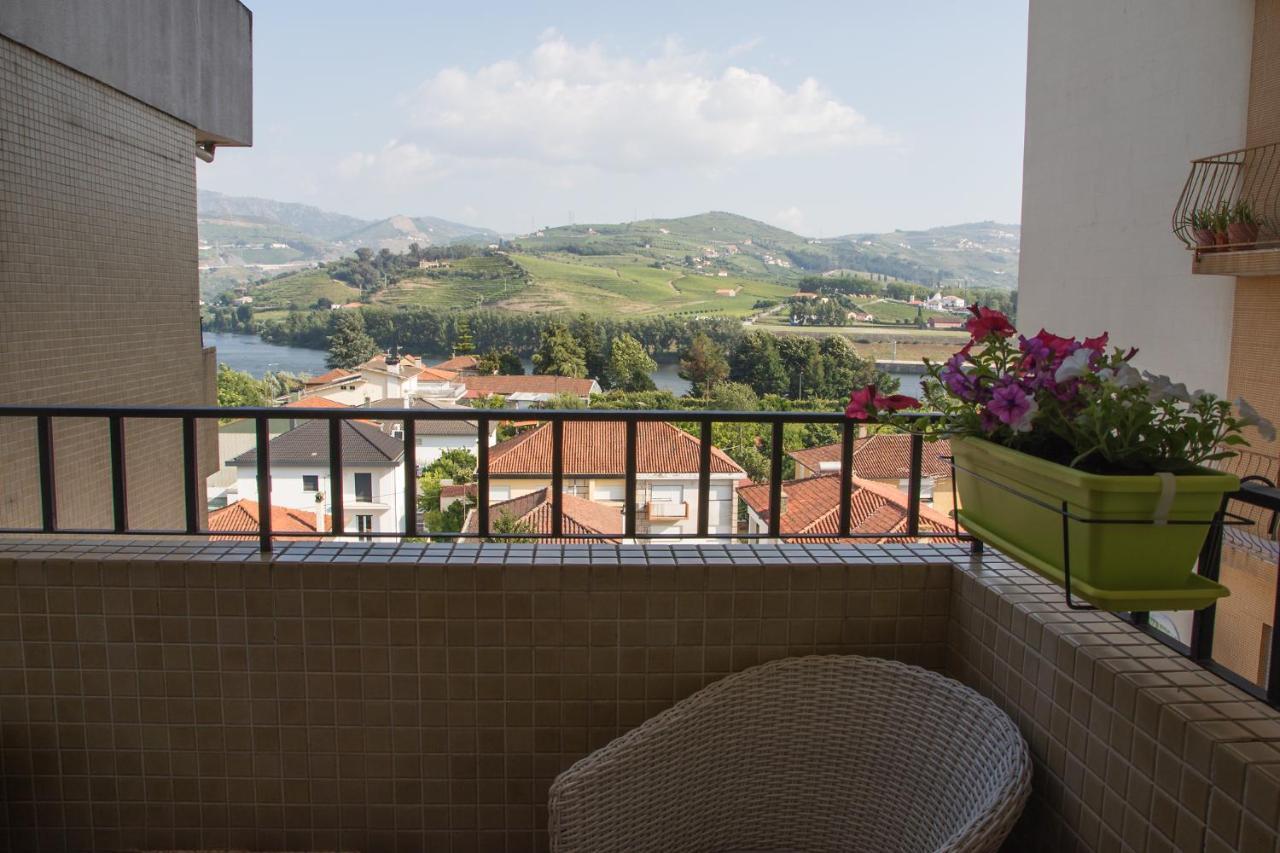 The Rooftop Suites Peso da Régua Exterior foto